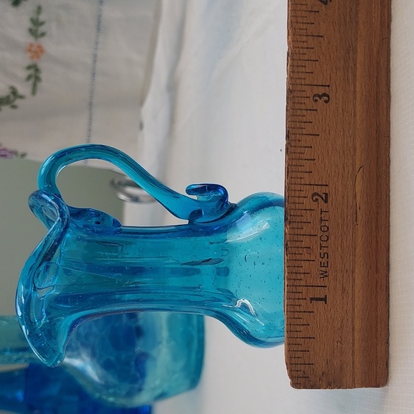 Vintage hand blown glass Mini vase creamer pitcher - Picture 11 of 13